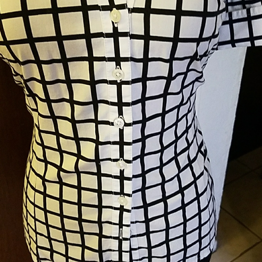 Express Design Studio Button Up Shirt - Picture 2 of 6
