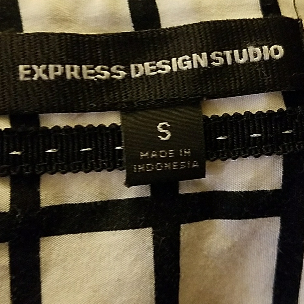 Express Design Studio Button Up Shirt - Picture 4 of 6
