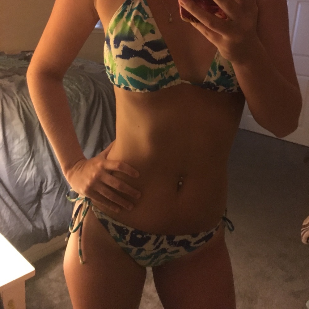 multicolor bikini set!!