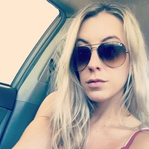 Meet your Posher, Arianna