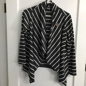 Bobeau One Button Cardigan - Charcoal grey & white