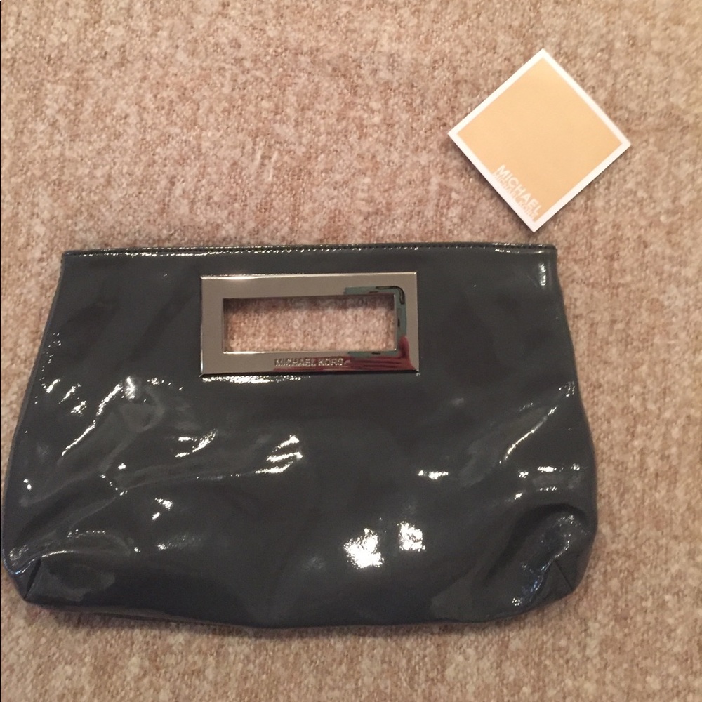 MK Berkley Clutch