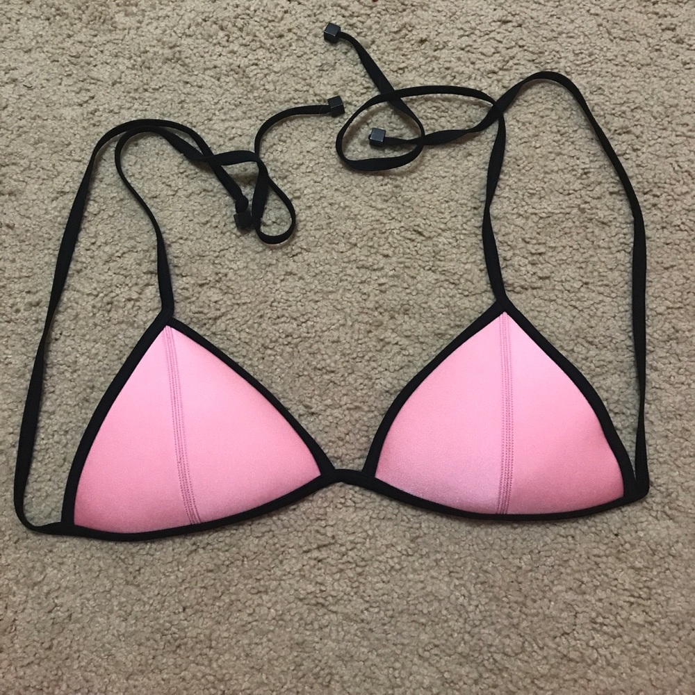 NWOT pink triangl top