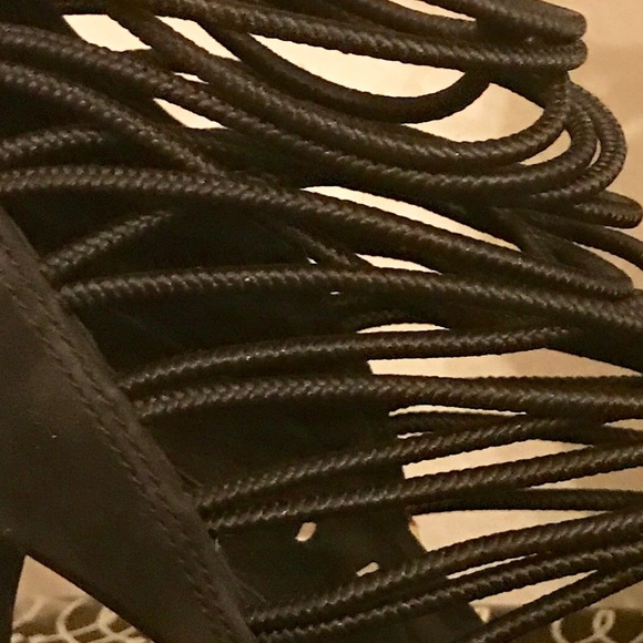 Shoes - Picture 5 of 5