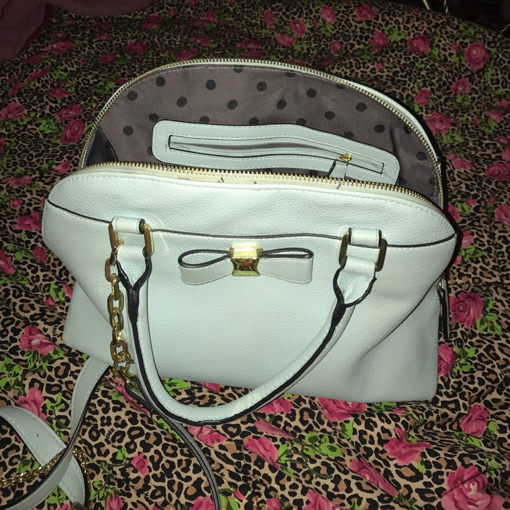 ✨HOST PICK!!!✨ Light blue purse/shoulder bag!