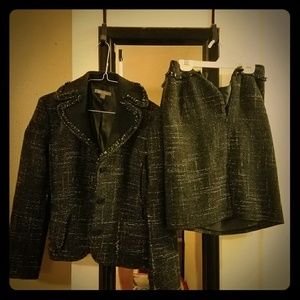 Ann Taylor full business suit!!