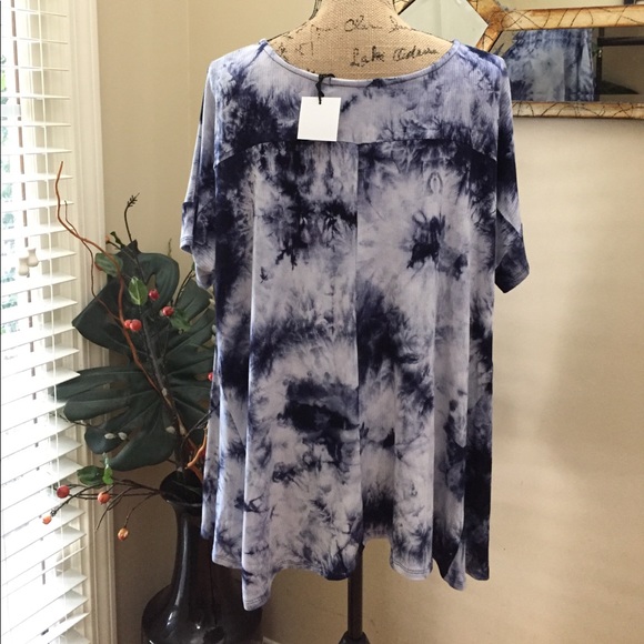 LAST ONE! BOHO shark bite tie dye tunic! - Picture 5 of 6