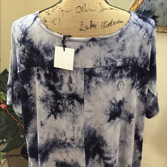 LAST ONE! BOHO shark bite tie dye tunic! - Picture 6 of 6