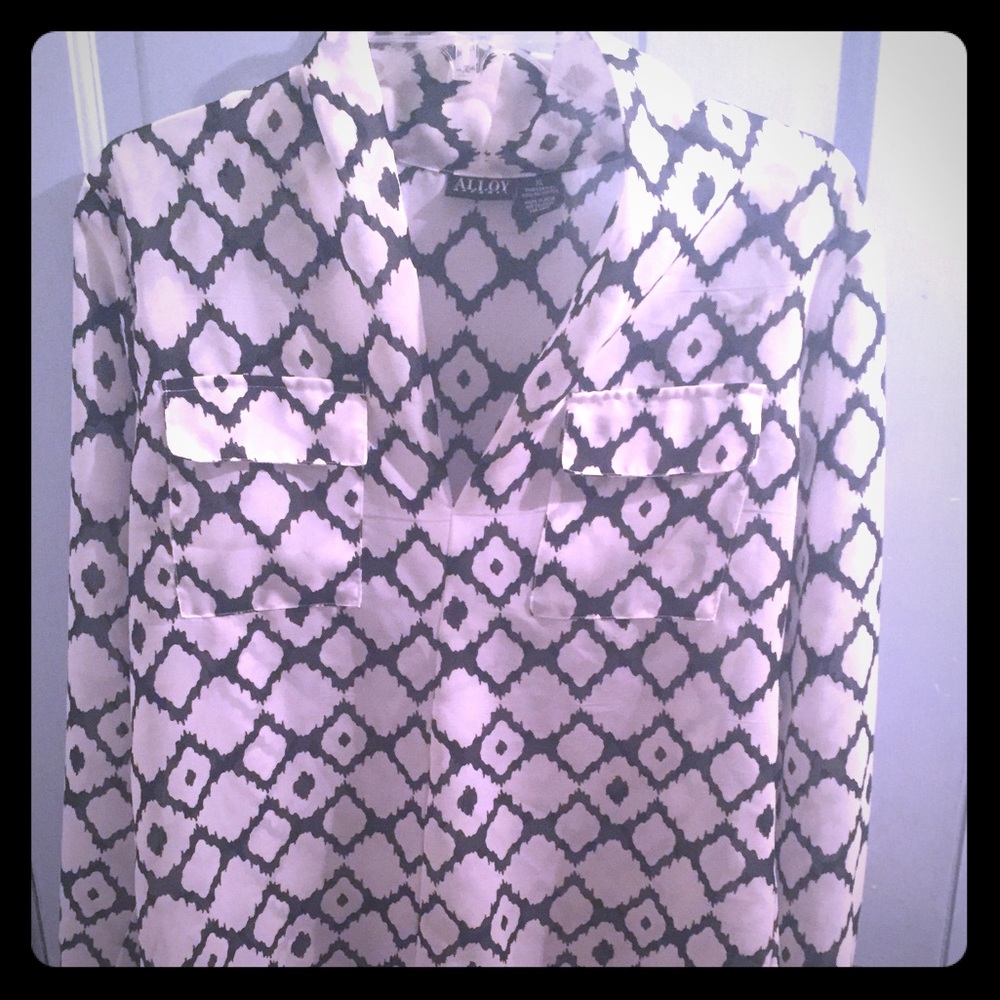 Black and white Alloy Apparel Blouse