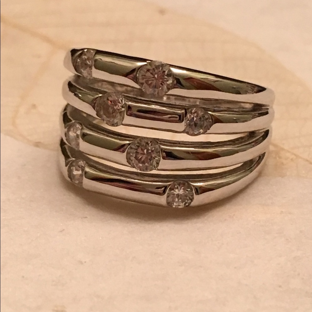 Scatter stone CZ 925 silver ring