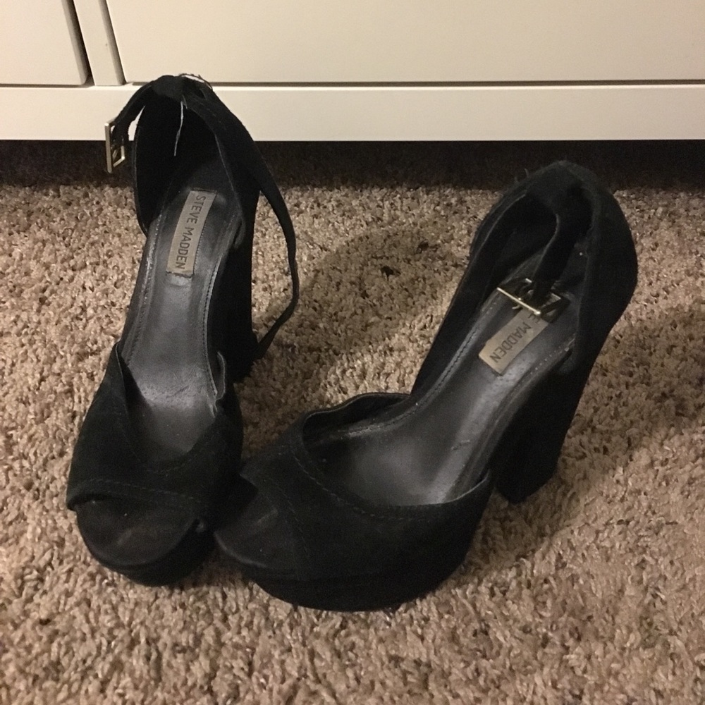 Steve Madden pumps