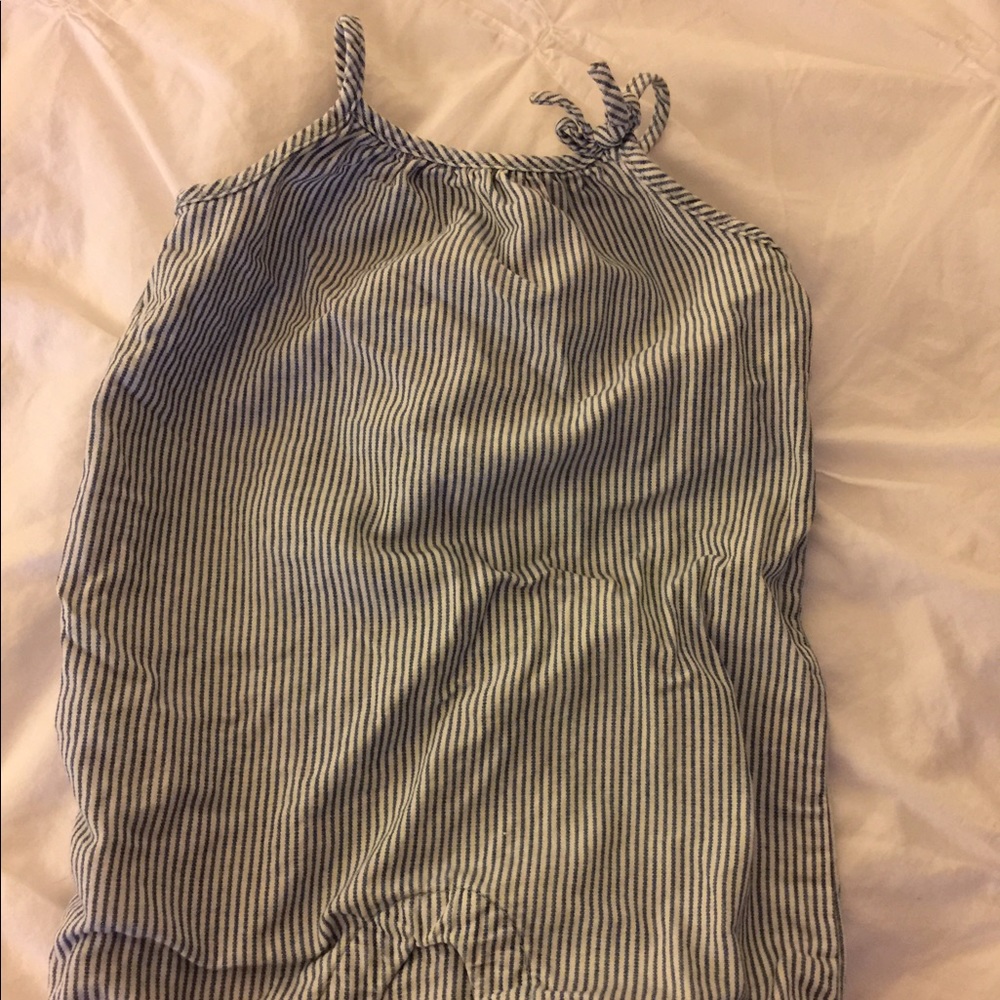 Baby Gap One Piece in Railroad Stripe in 6-12 mo