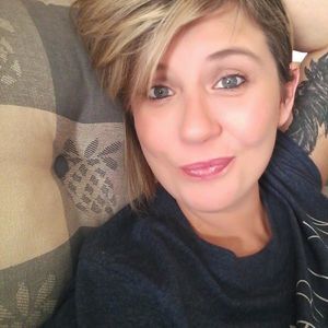 Meet your Posher, Leigh