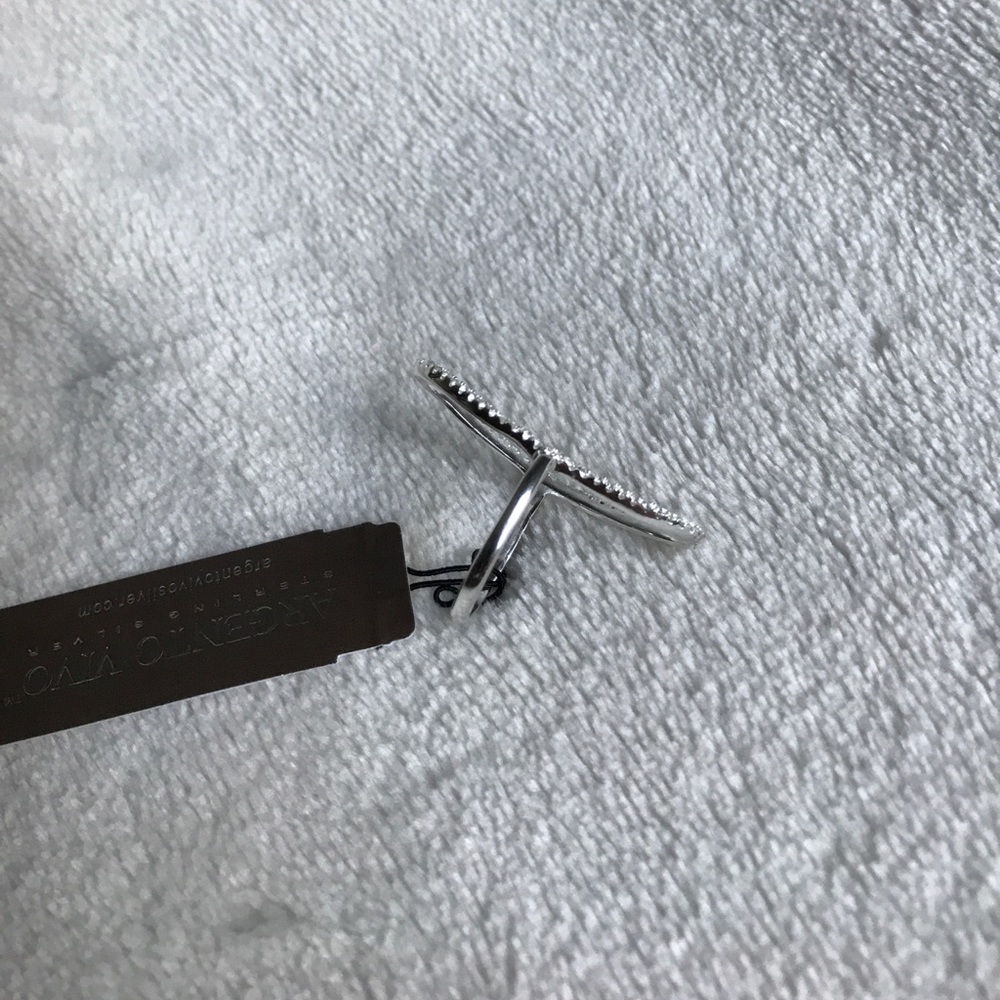 LAST ONE Argento Vivo CZ & Sterling Open Oval Ring - Picture 3 of 5