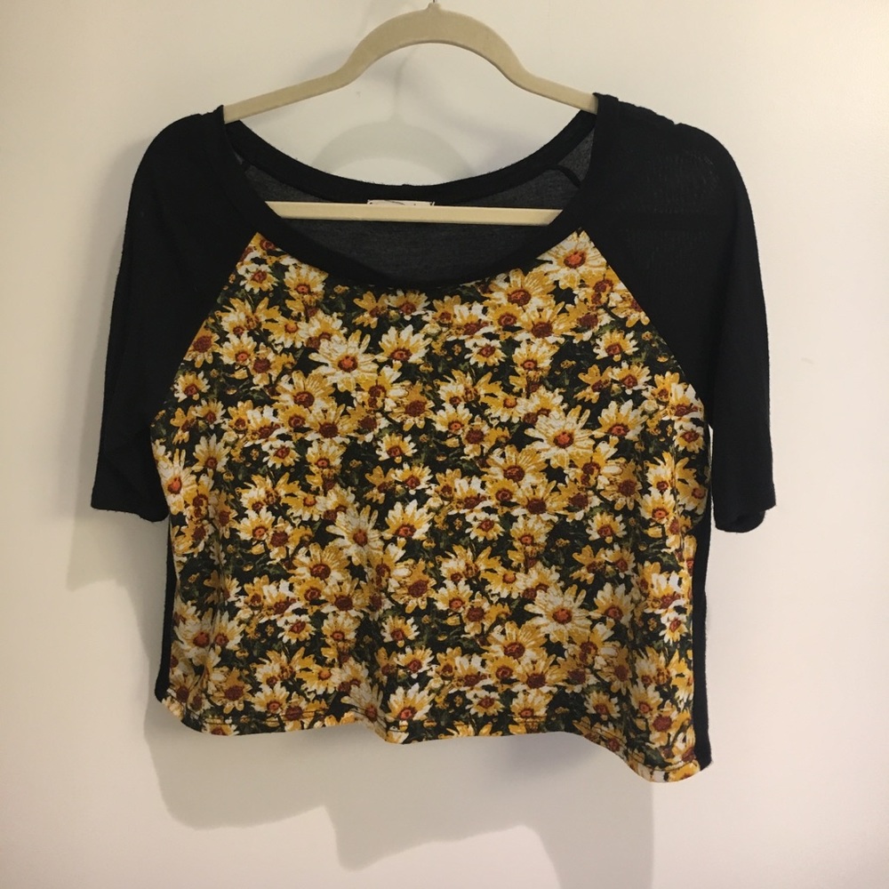Daisy crop top