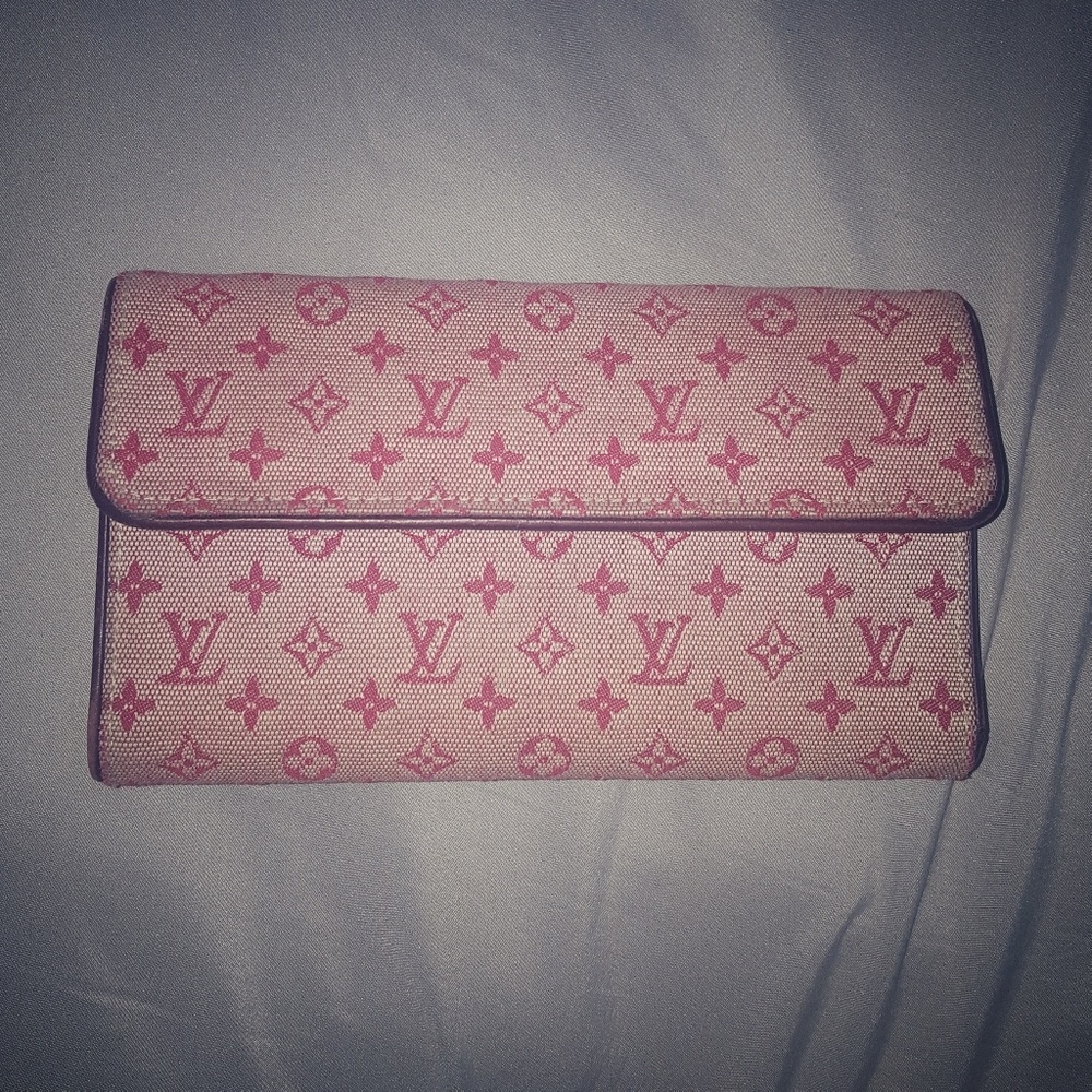 Authentic Louis Vuitton Wallet
