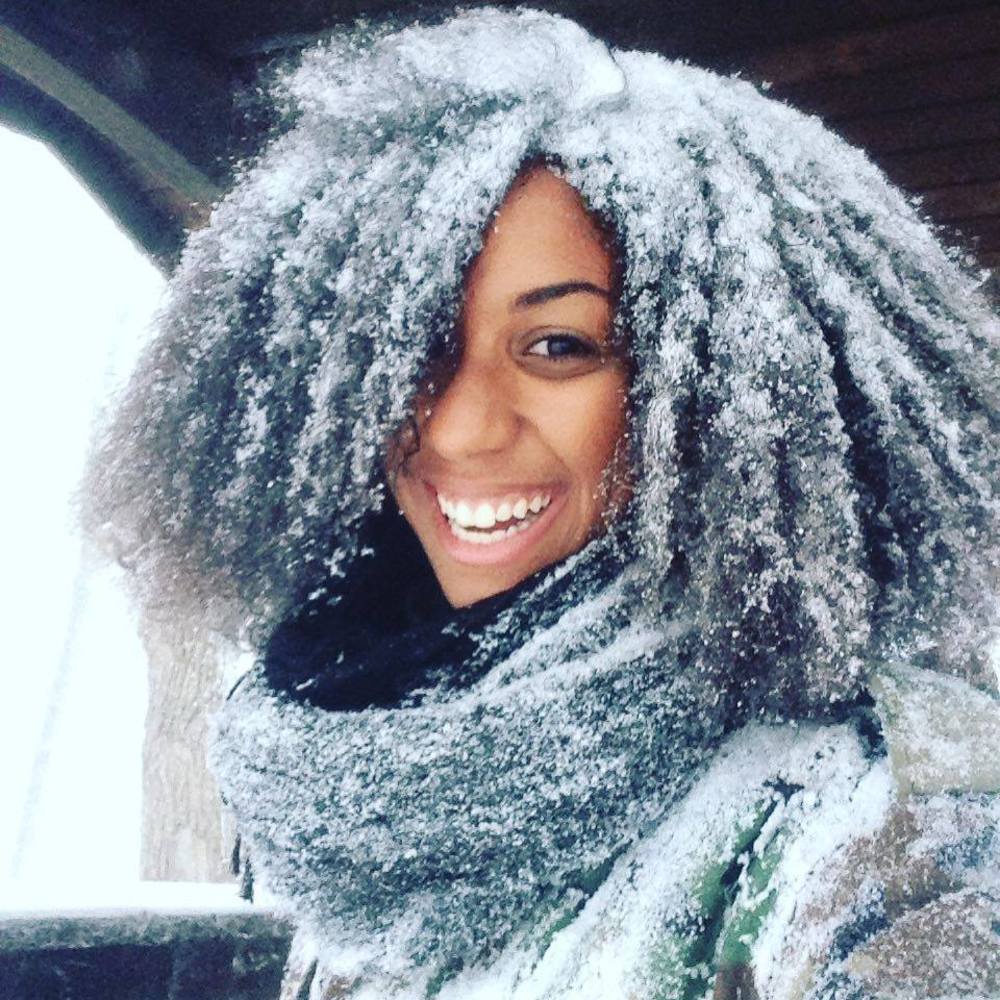 Meet your Posher, Dominiqua