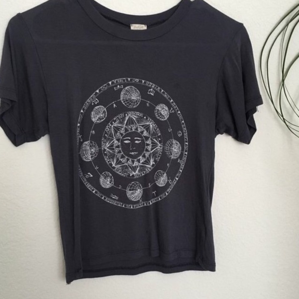 Astrology Pacsun/Brandy Melville Shirt