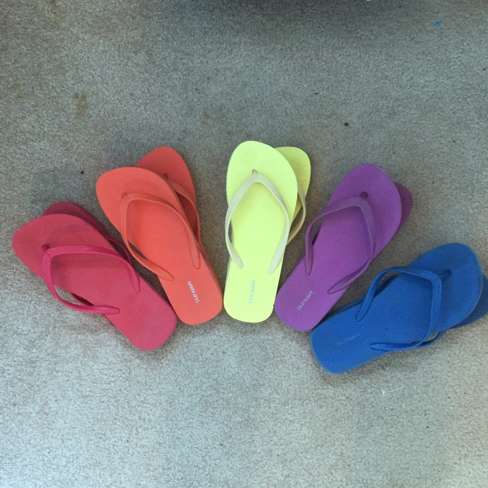 Old navy flip flop set