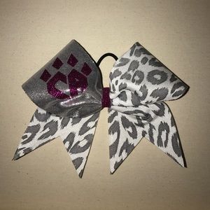 Cheer athletics bow