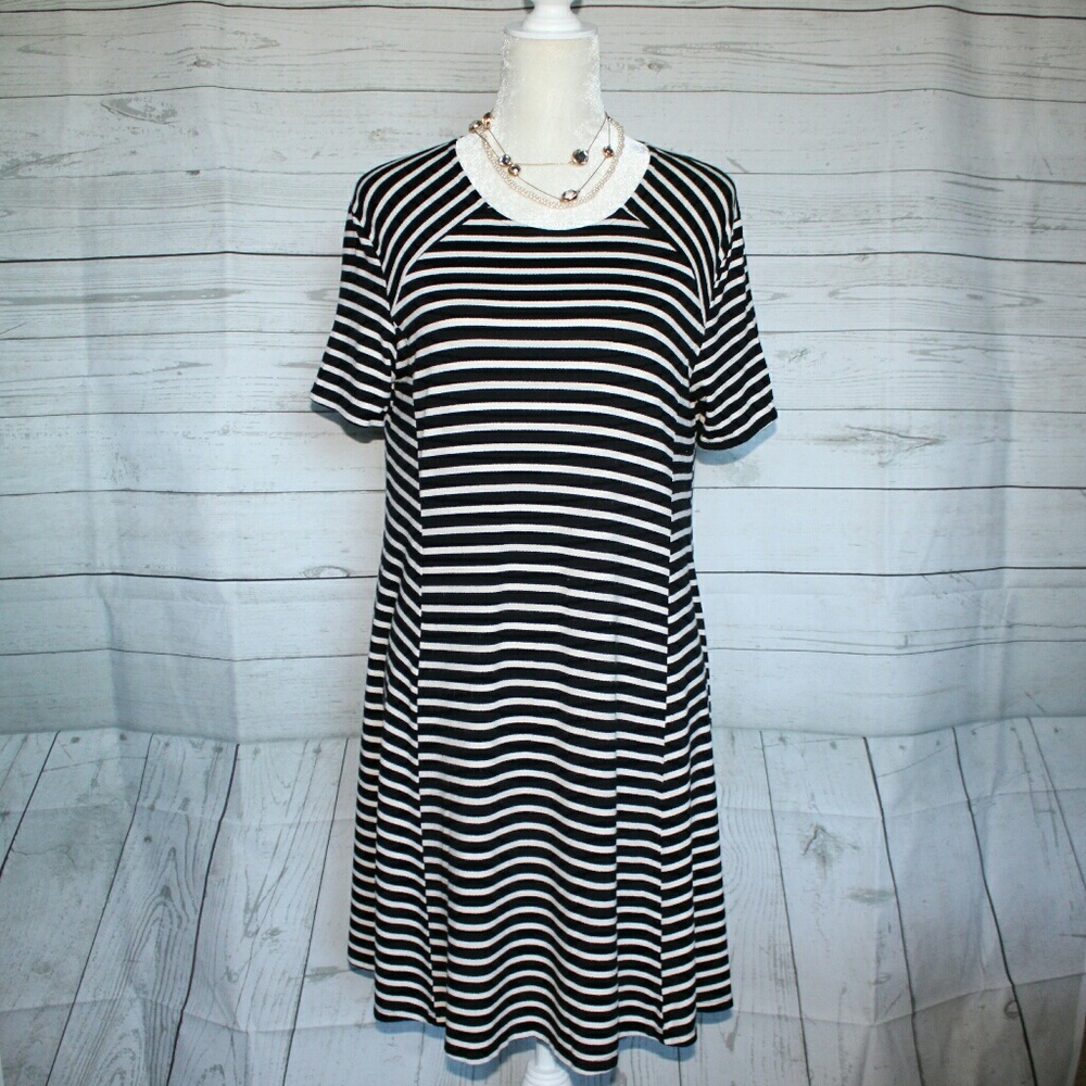 Abercrombie & Fitch Black and White Stripes Dress