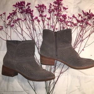 UGG Booties 💕💕