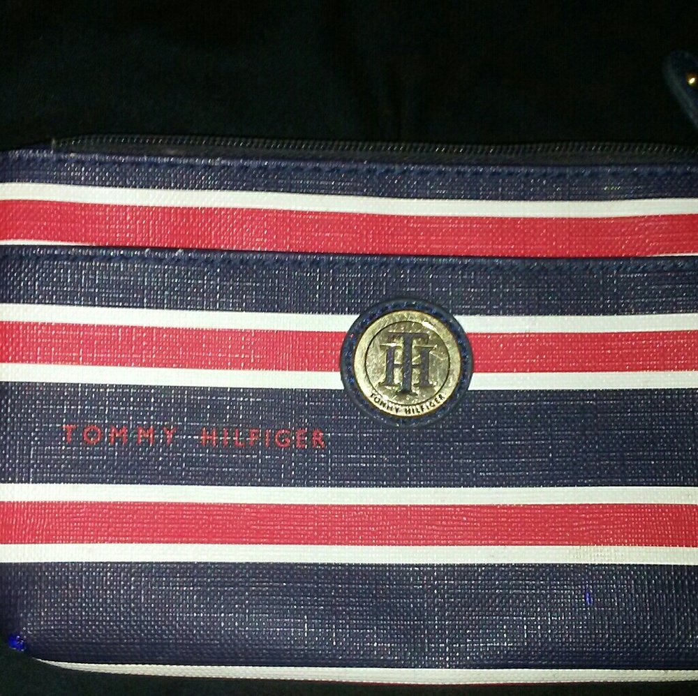 Tommy Hilfiger Wristlet/clutch