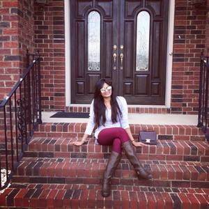 Meet your Posher, Nirja