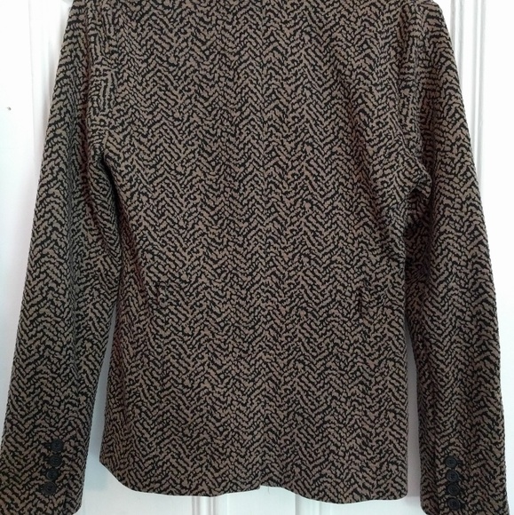 Calvin Klein Blazer 🛍️ - Picture 3 of 4