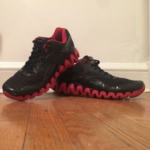 Reebok Zigtech (Black and Red)