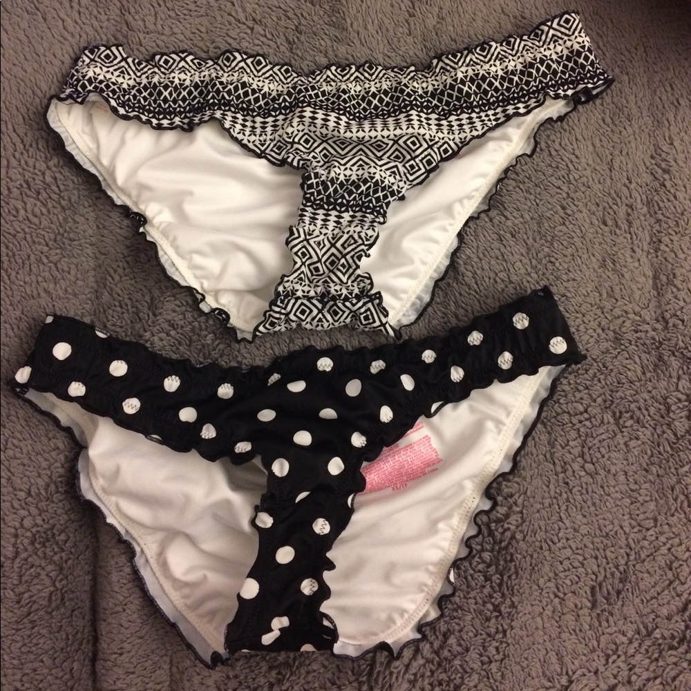 Victoria's Secret ruffled ruched bikini bottoms