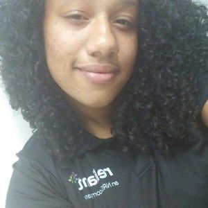 Meet your Posher, Marissa