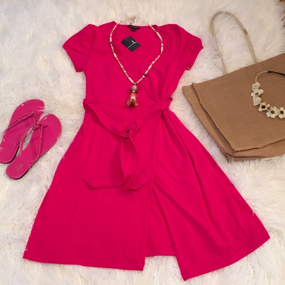 NWT. LANDS END "LAUREL BLOSSOM" WRAP DRESS