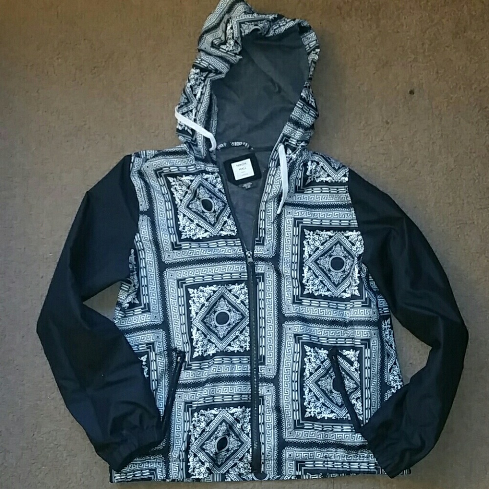 Ninth Hall women's size L zip up hooded jacket
