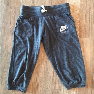 Girls Nike Capri length sweats