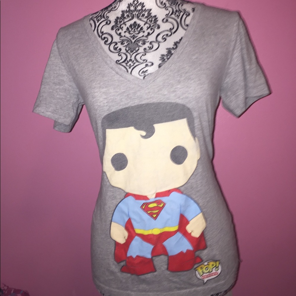 Funko POP! Superman Tee Size Medium