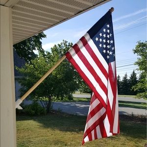 Meet your Posher, Hollye