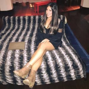 Meet your Posher, Dona