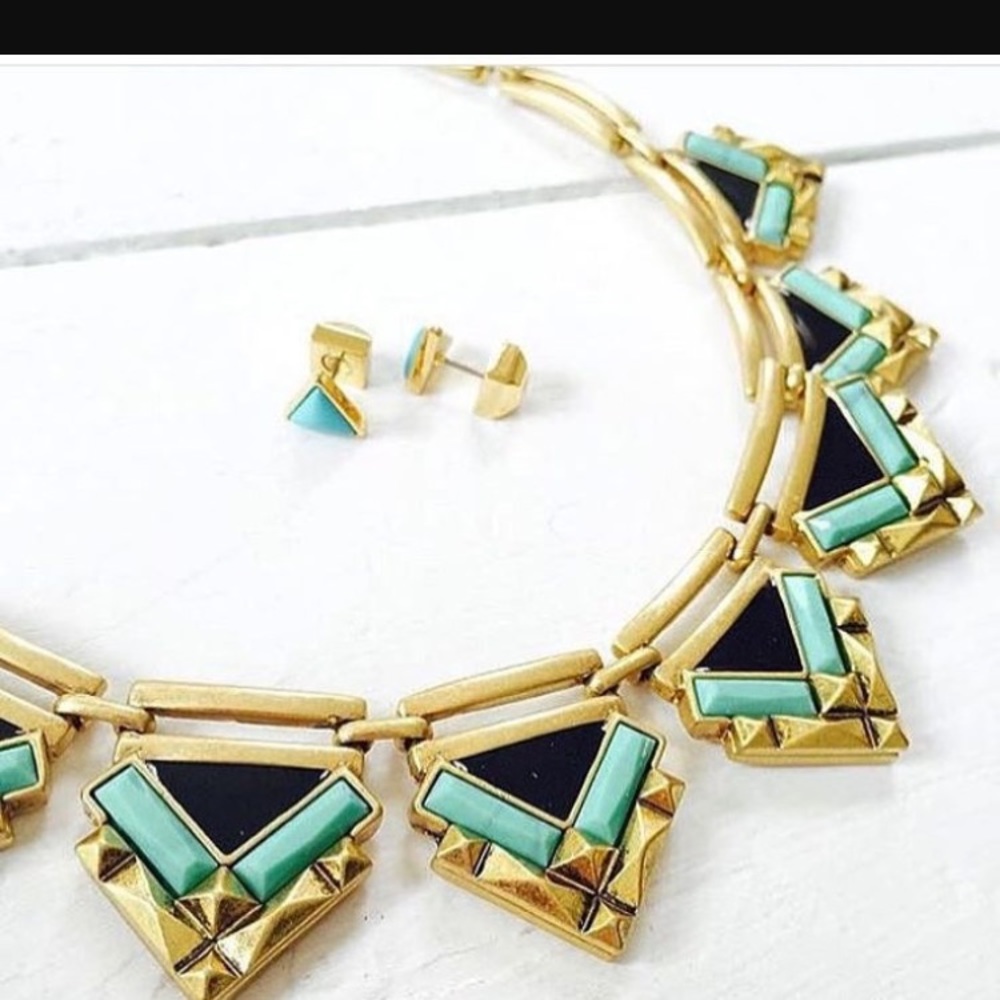 Stella and Dot Zia Necklace