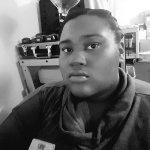 Meet your Posher, Akayla