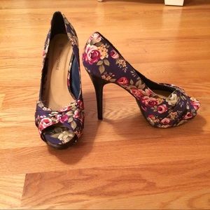 Charming Charlie Floral Platform Heels