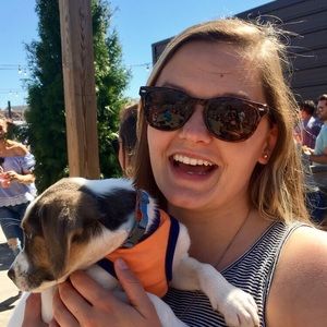 Meet your Posher, Chloe