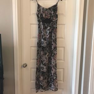 TOPSHOP Cutout Chiffon Maxi Dress