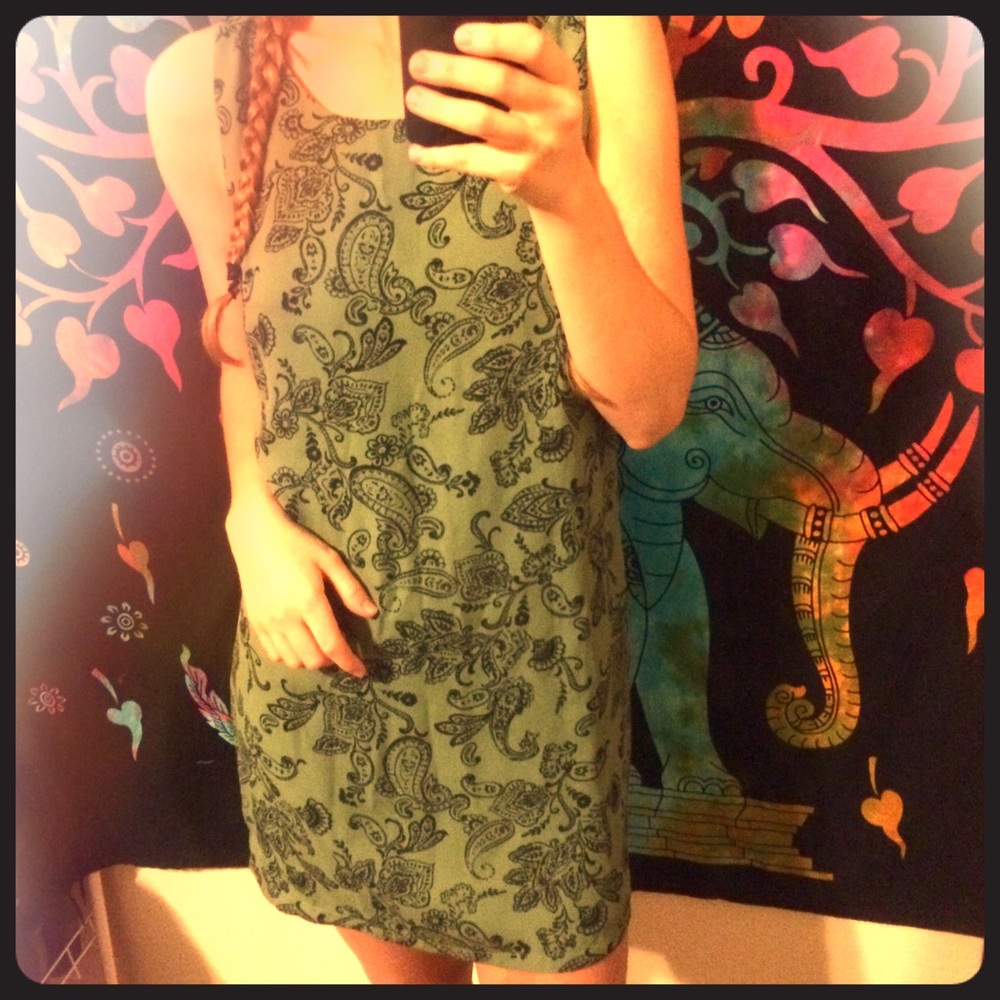 Olive paisley shift dress