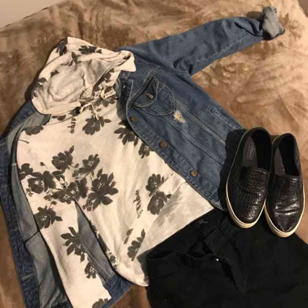Floral white hoodie