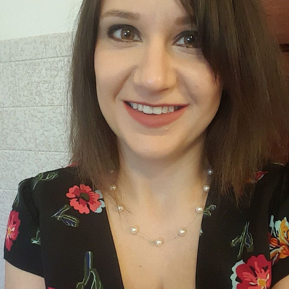 Meet your Posher, Angie