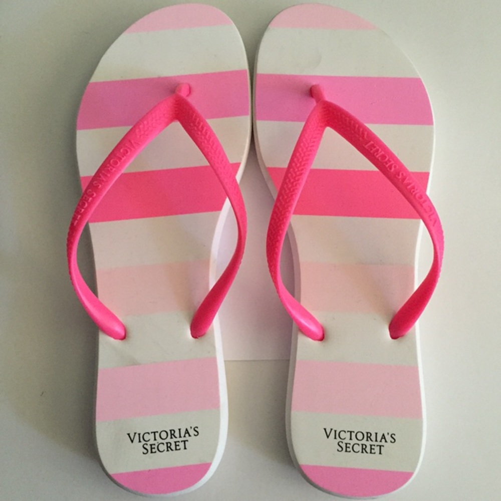 🆕 Victoria's Secret Flip Flops
