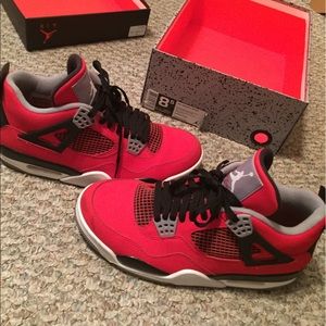 Jordan Retro 4s!! Toro 4s .. Great condition
