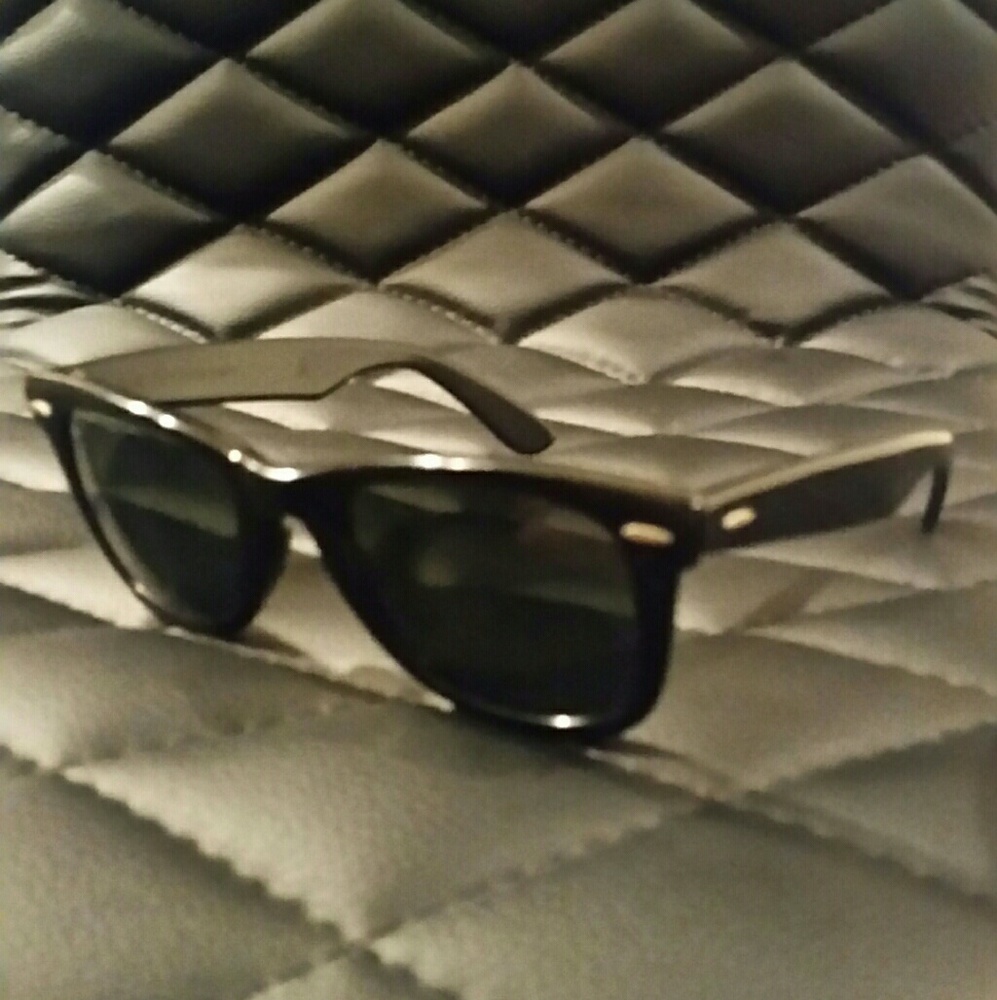 Ray-Ban Wayfarer l B&L sunglasses