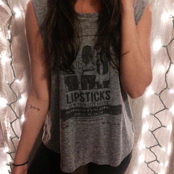 Tops - LIMITED EDITION PRETTY LITTLE LIARS MUSCLE TEE